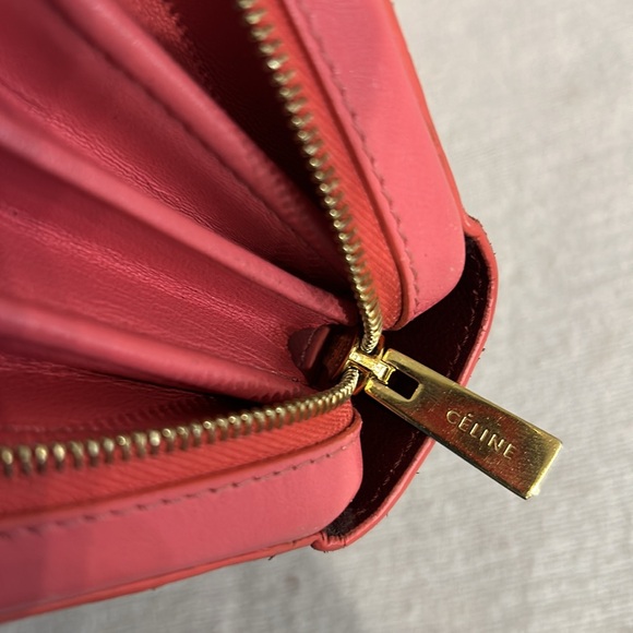 Authentic CELINE  long zippy wallet - Picture 15 of 15